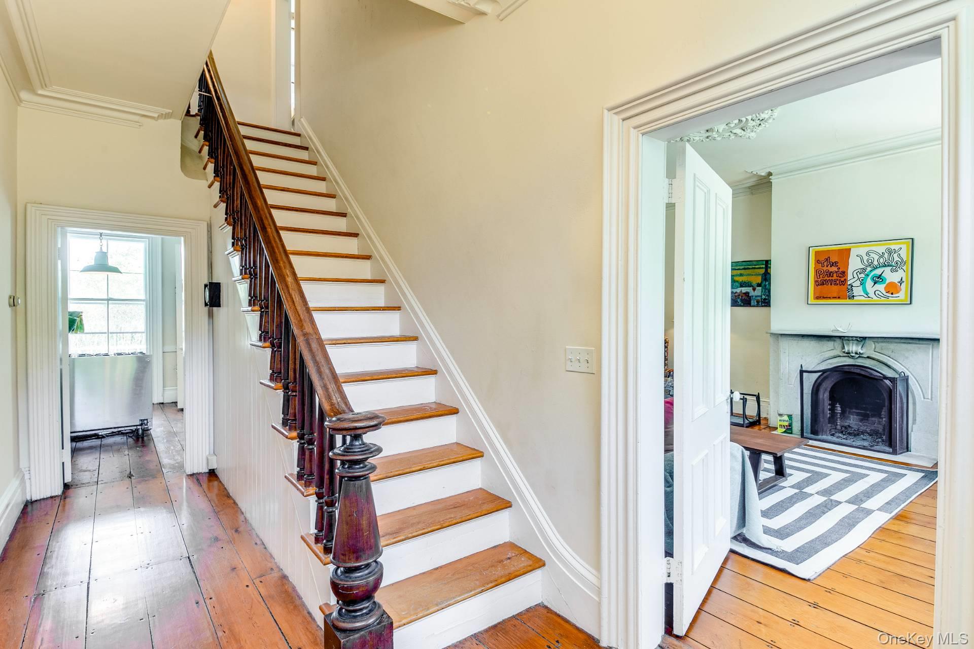 5 N Menantic Road, Shelter Island, NY 11964