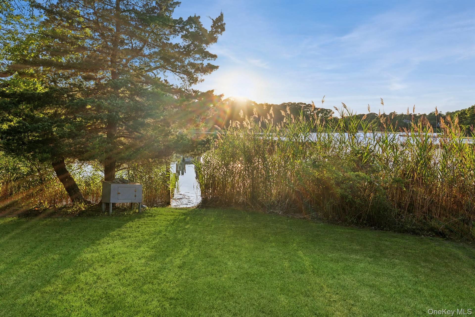 5 N Menantic Road, Shelter Island, NY 11964