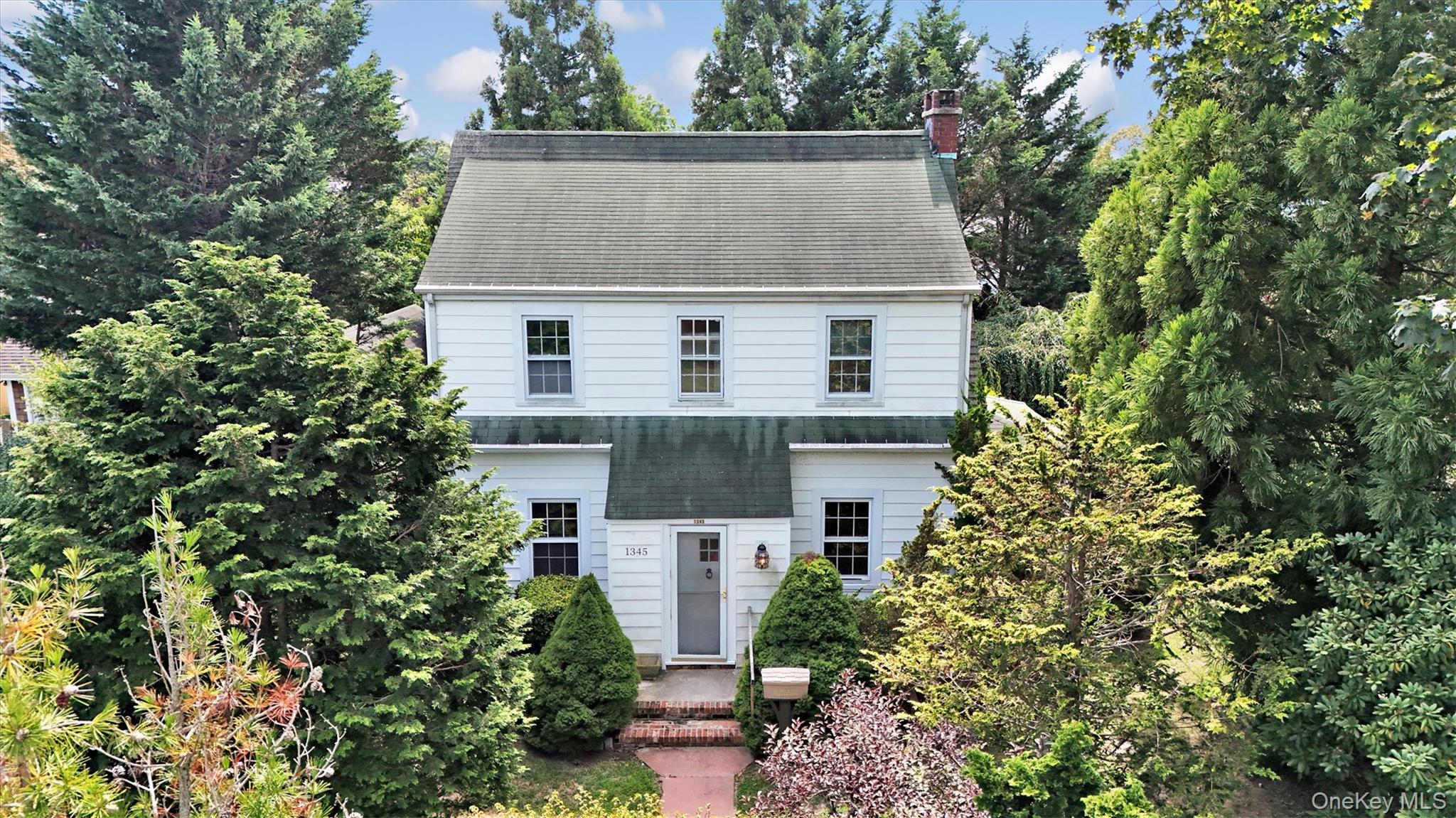 1575 Conklin Road, Mattituck, NY 11952