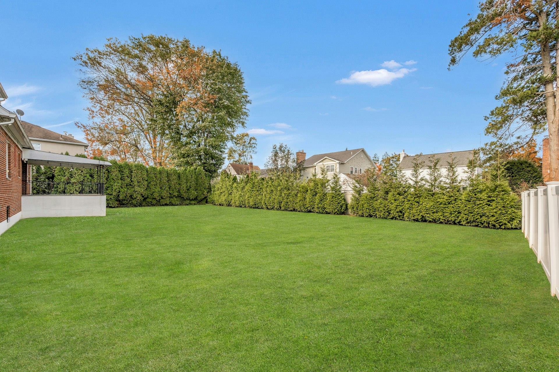 87 Stebbins Avenue, Eastchester, NY 10709