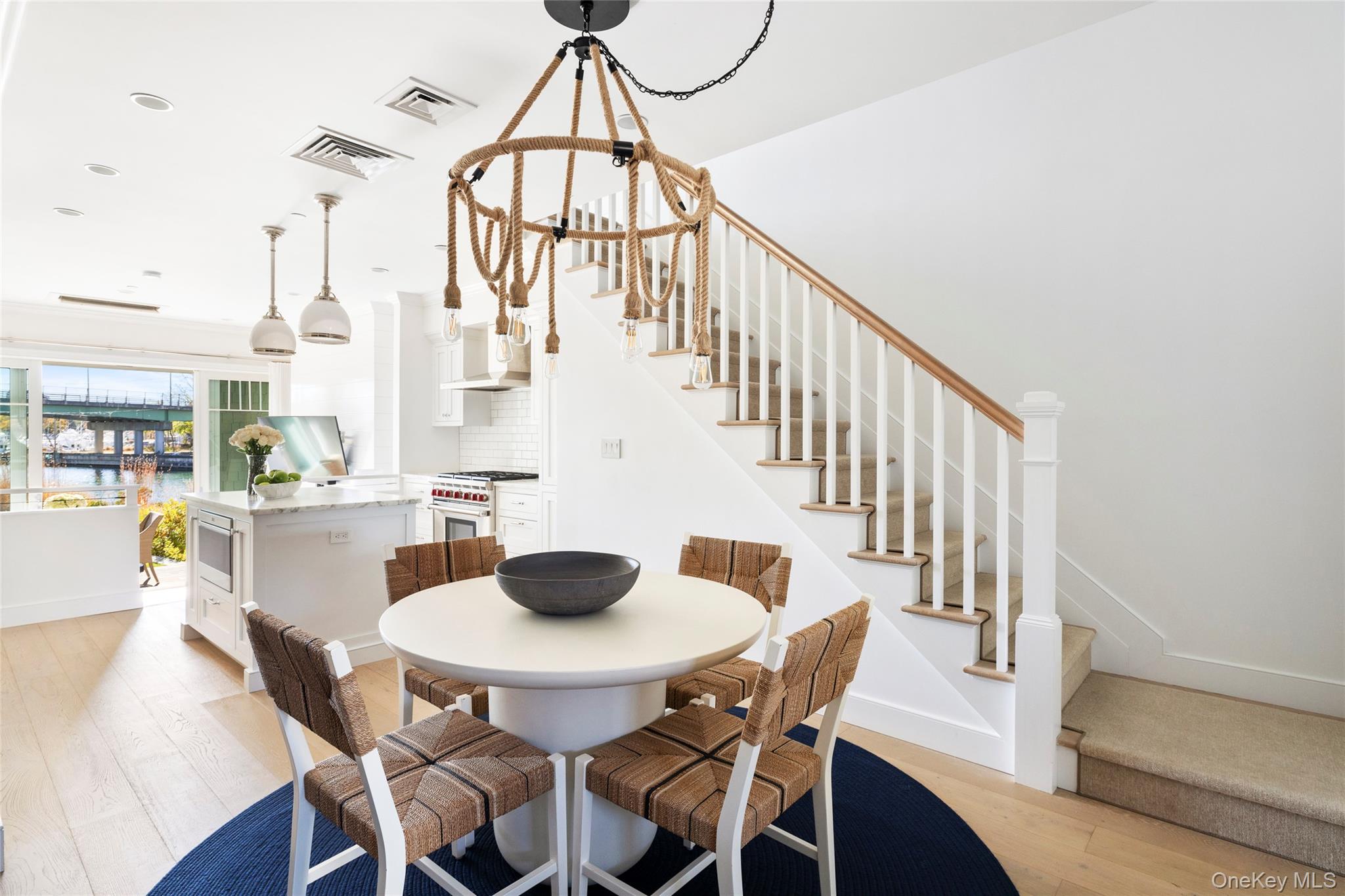 31 Old Boathouse Lane S, Hampton Bays, NY 11946