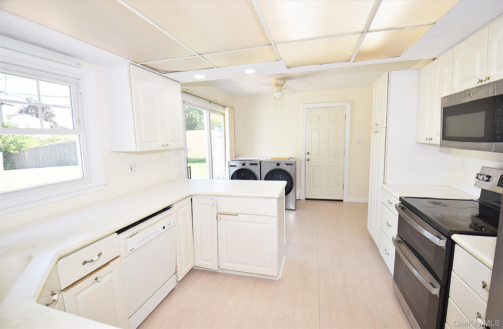 675 Hawkins Road E, Coram, NY 11727