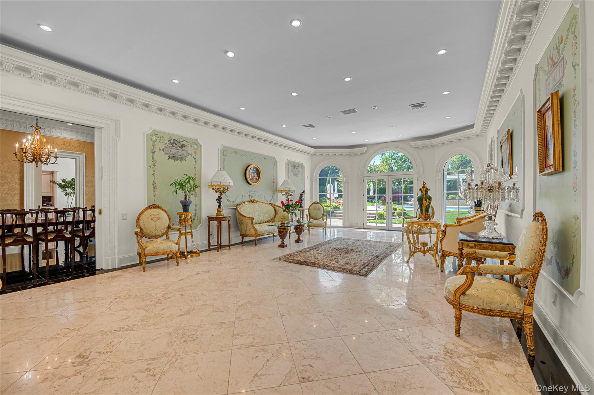 6 Hamptworth Drive, Kings Point, NY 11024