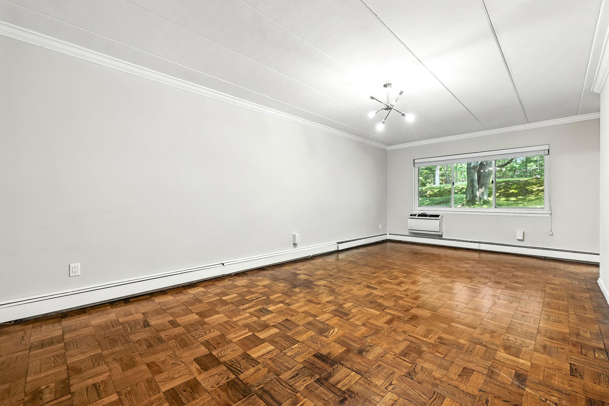 370 Central Park Avenue # 3D, Scarsdale, NY 10583