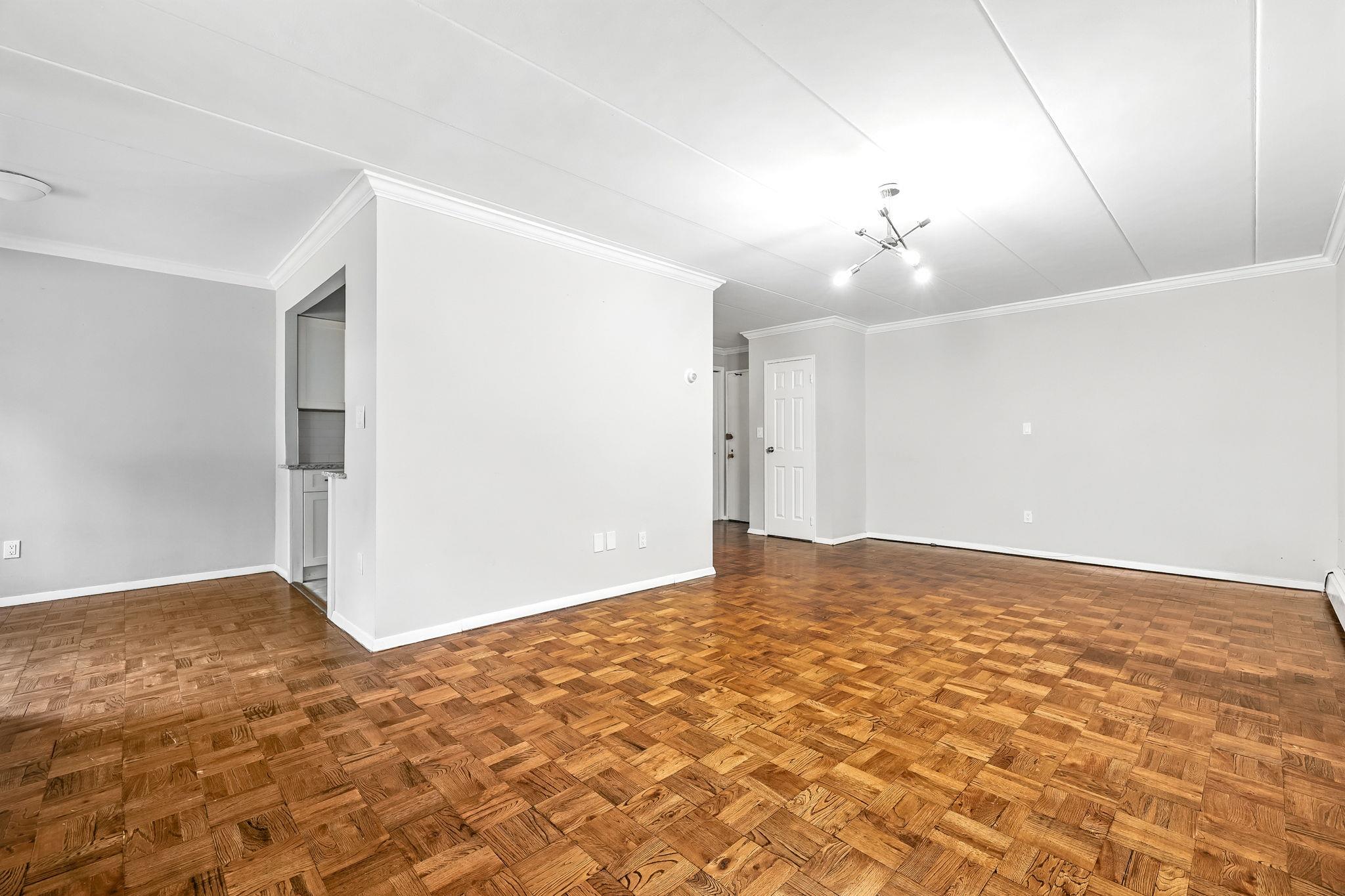 370 Central Park Avenue # 3D, Scarsdale, NY 10583