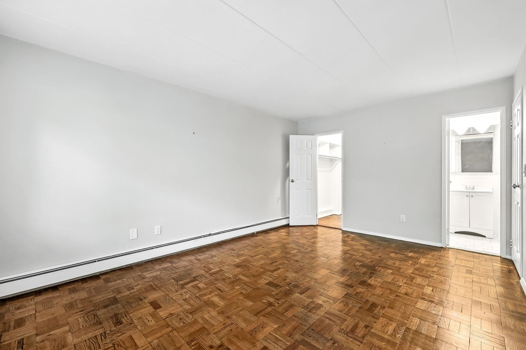 370 Central Park Avenue # 3D, Scarsdale, NY 10583