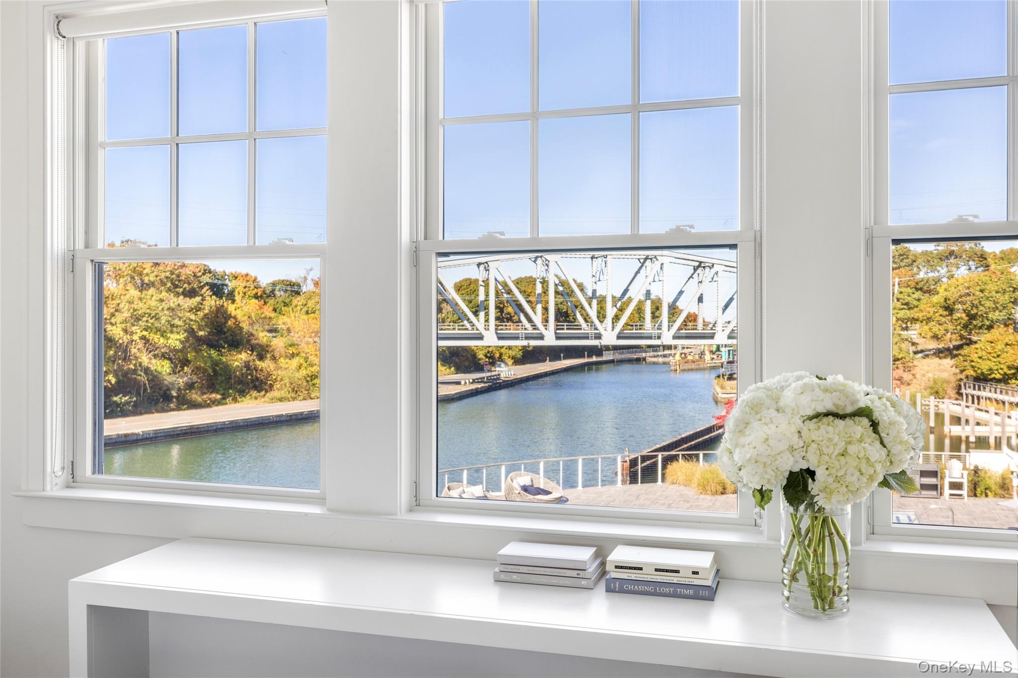 45 Old Boathouse Lane S, Hampton Bays, NY 11946