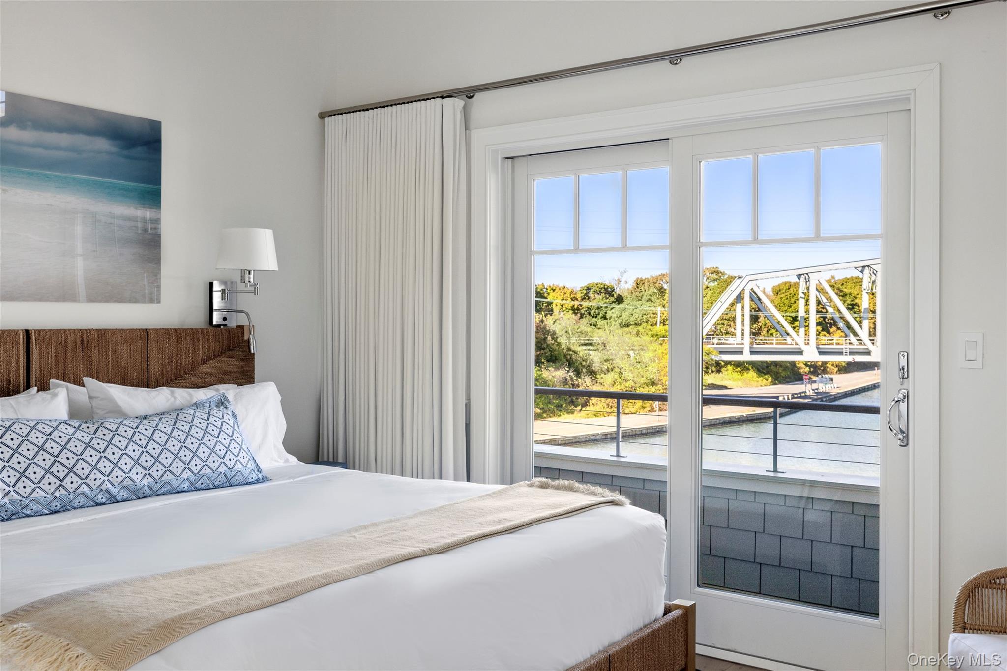 45 Old Boathouse Lane S, Hampton Bays, NY 11946