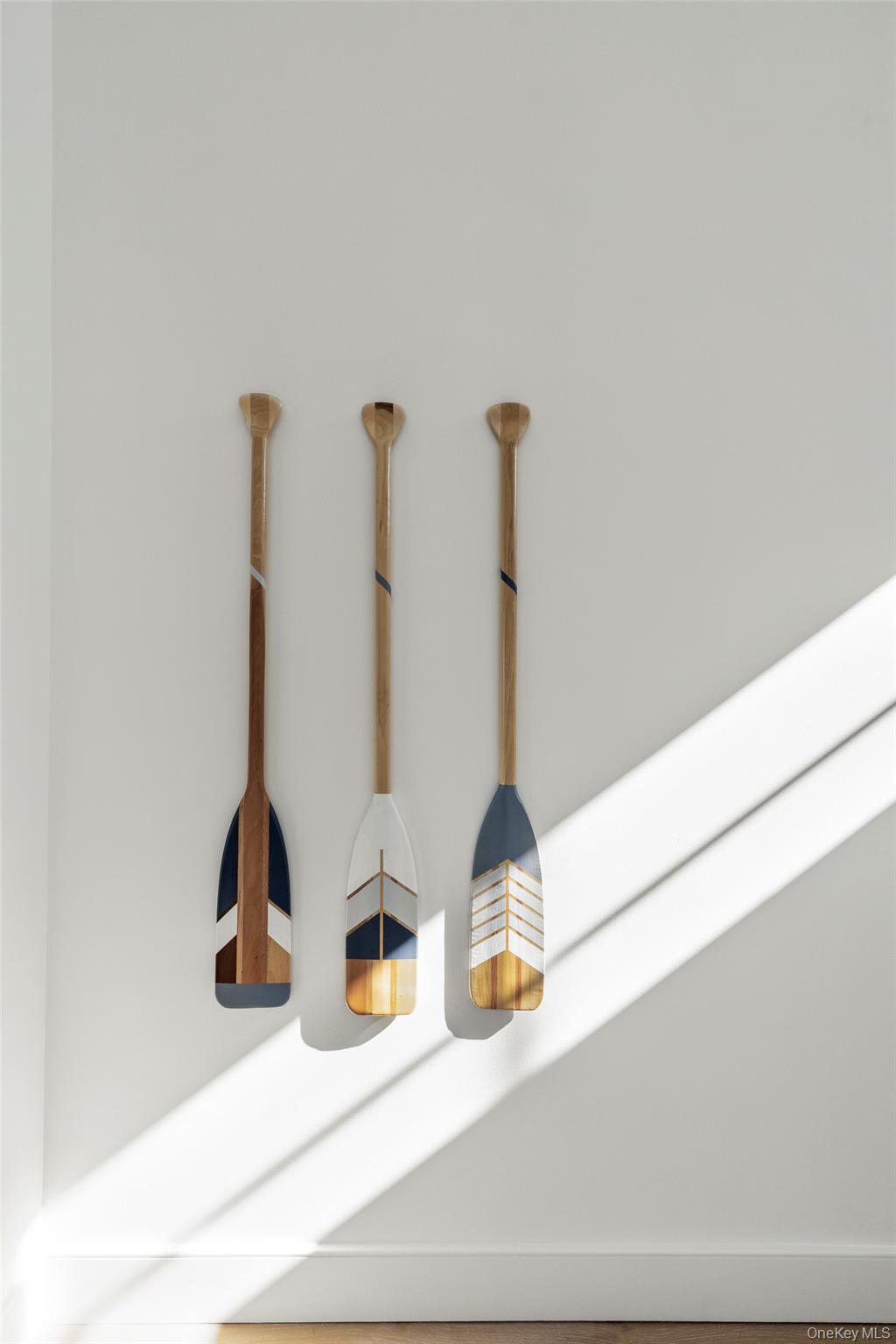 45 Old Boathouse Lane S, Hampton Bays, NY 11946