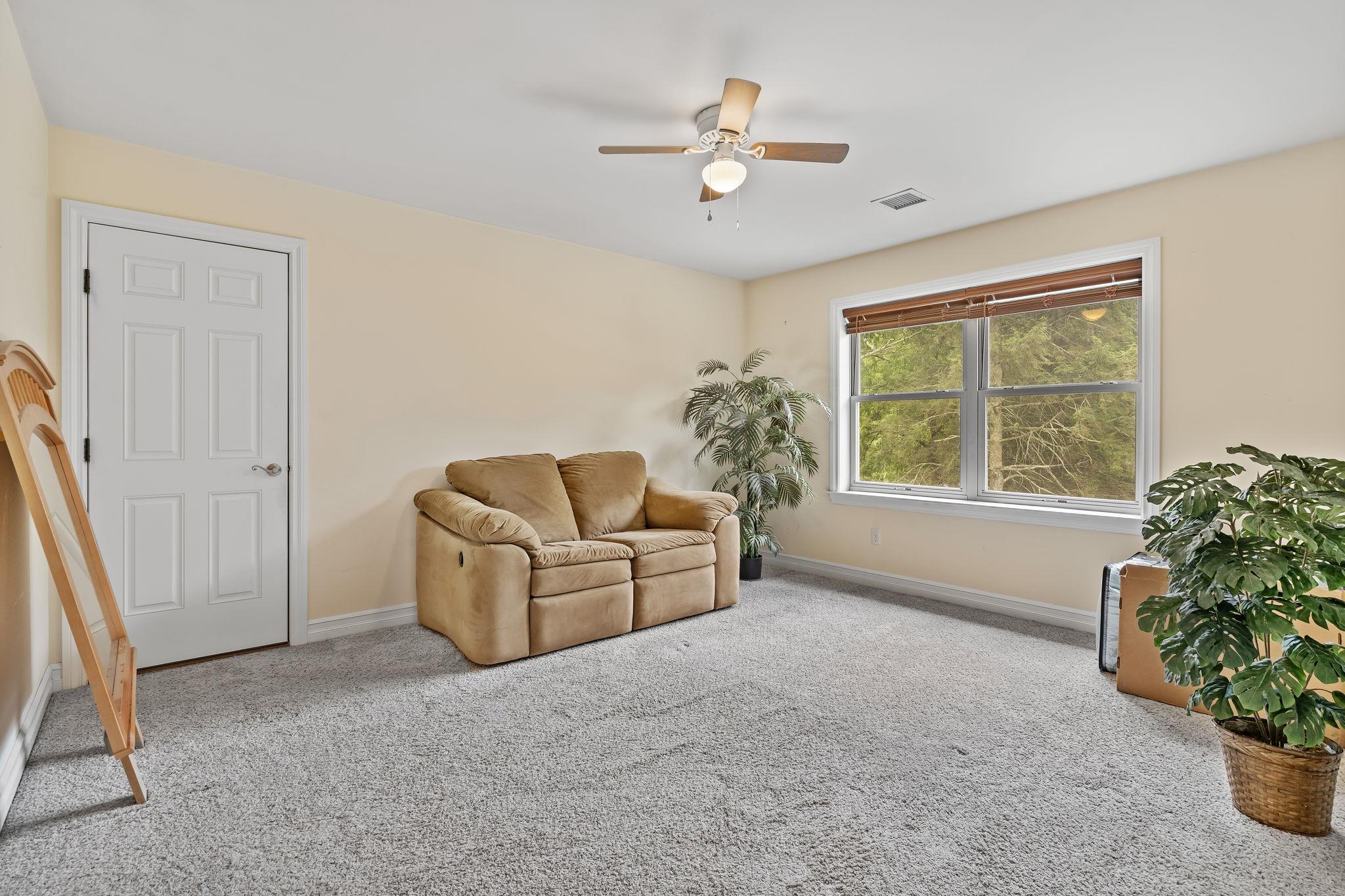 50 Meghan Court, Pine Bush, NY 12566