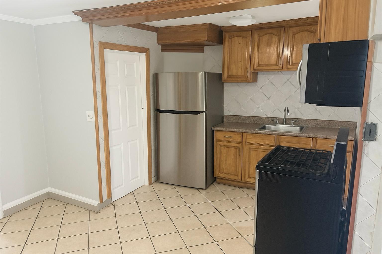 57 Bulwer Place, Brooklyn, NY 11207