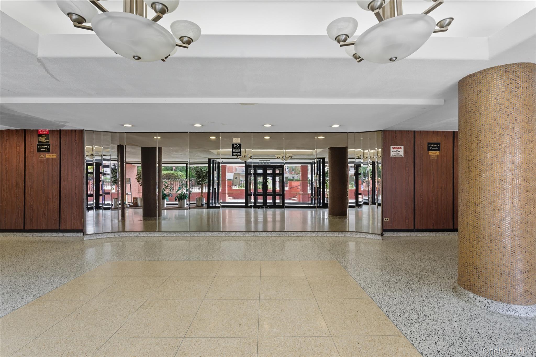 66-01 Burns # 3V, Rego Park, NY 11374