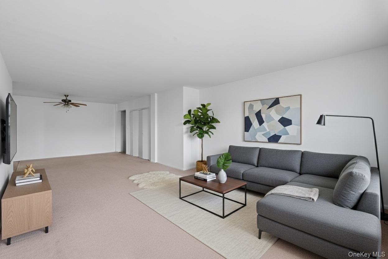 66-01 Burns # 3V, Rego Park, NY 11374