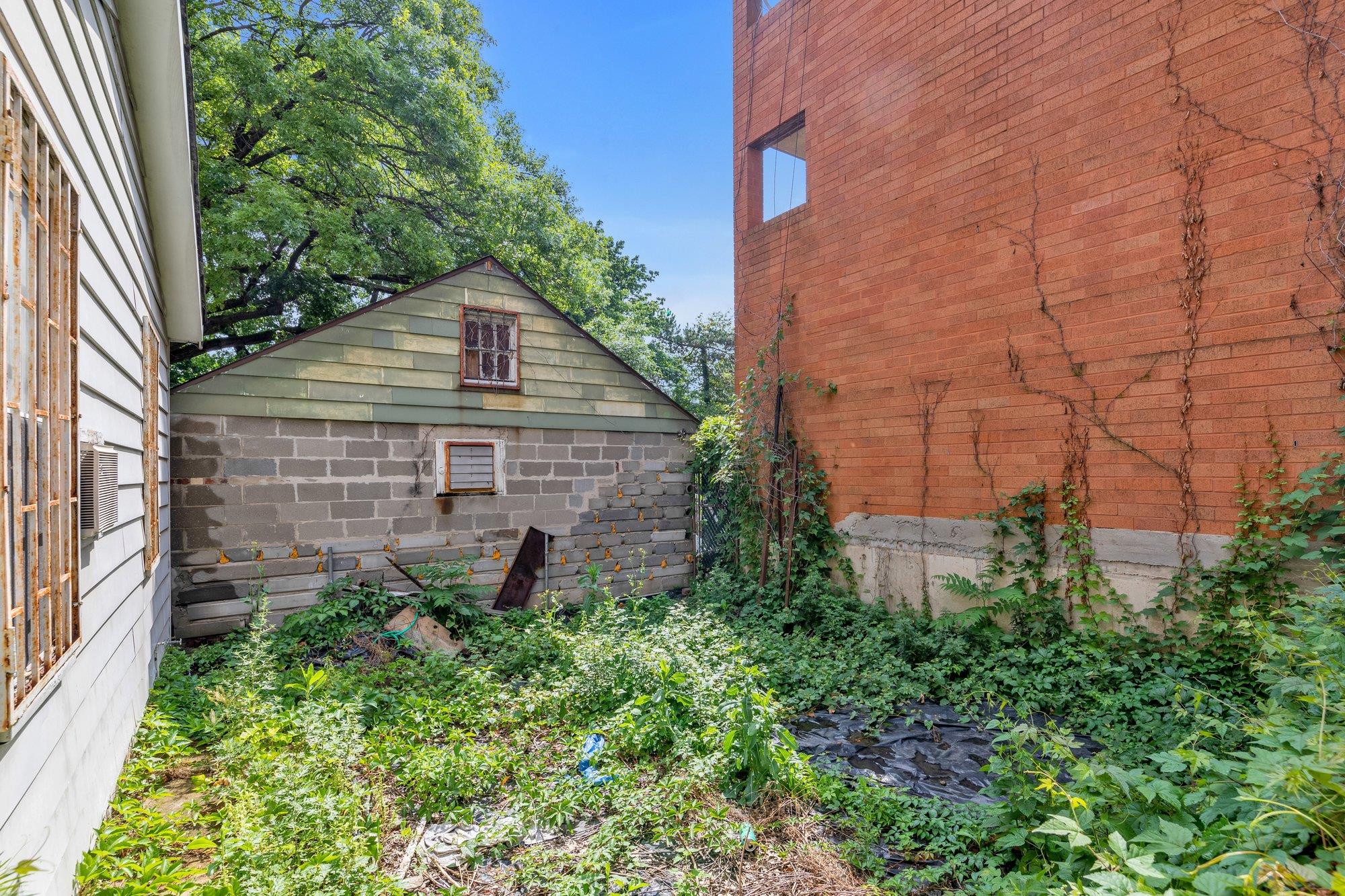 112-50 38th Avenue, Corona, NY 11368