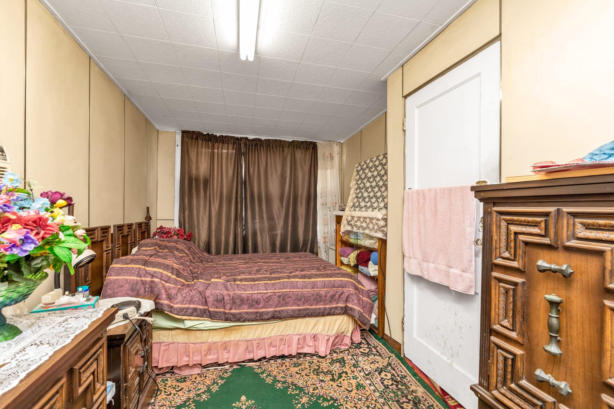 112-50 38th Avenue, Corona, NY 11368