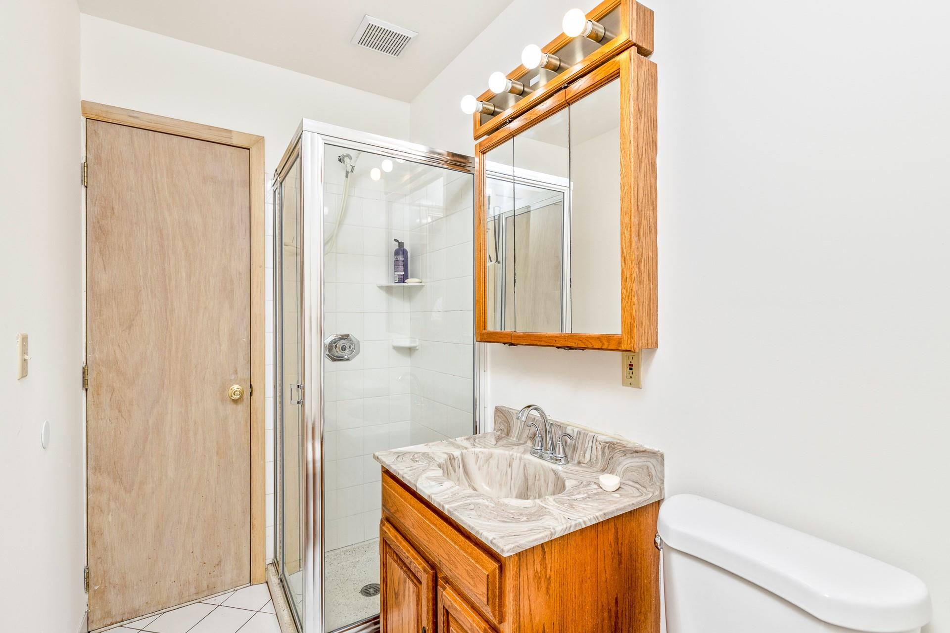 263 North Country Road, Smithtown, NY 11787