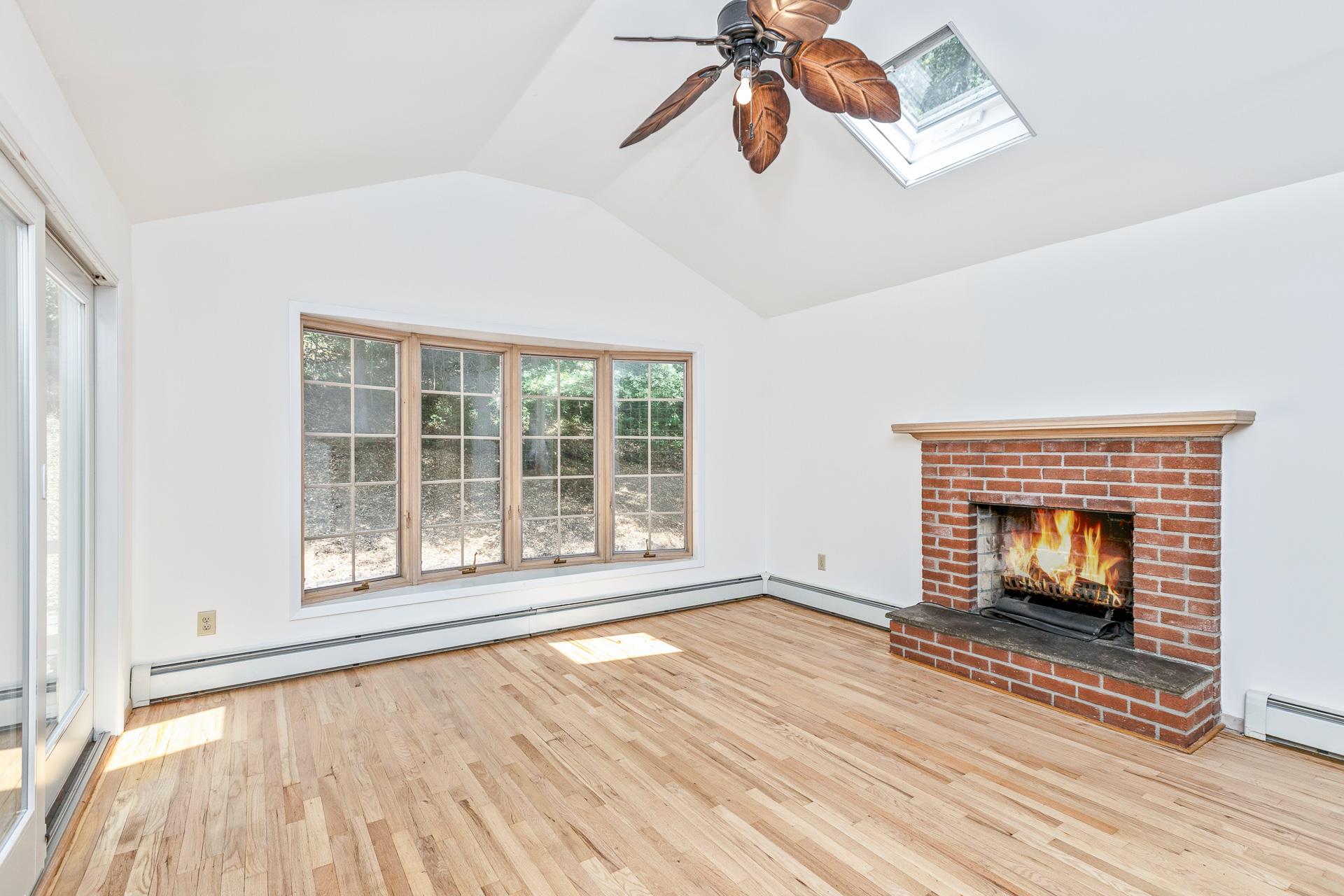 263 North Country Road, Smithtown, NY 11787