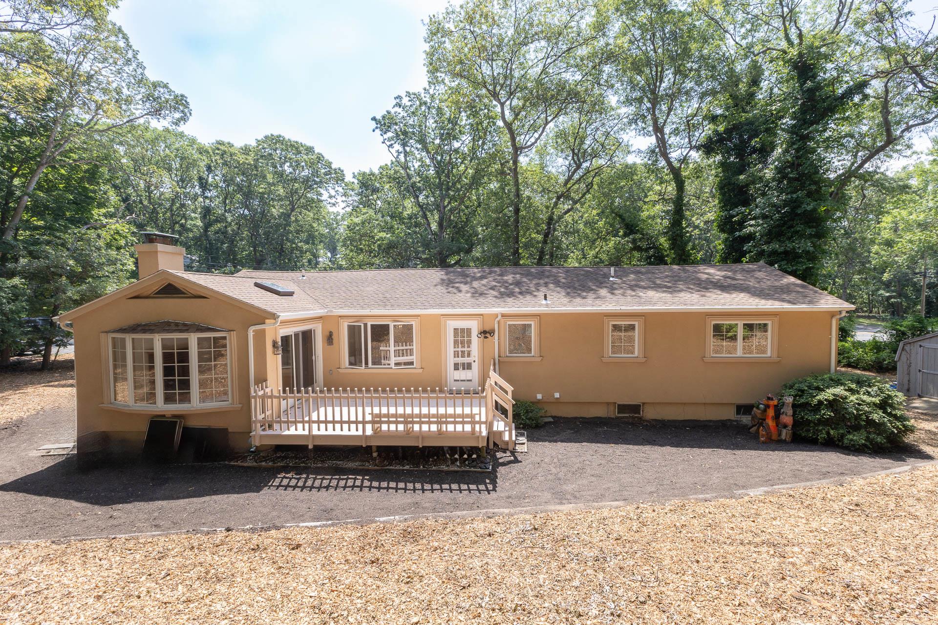 263 North Country Road, Smithtown, NY 11787