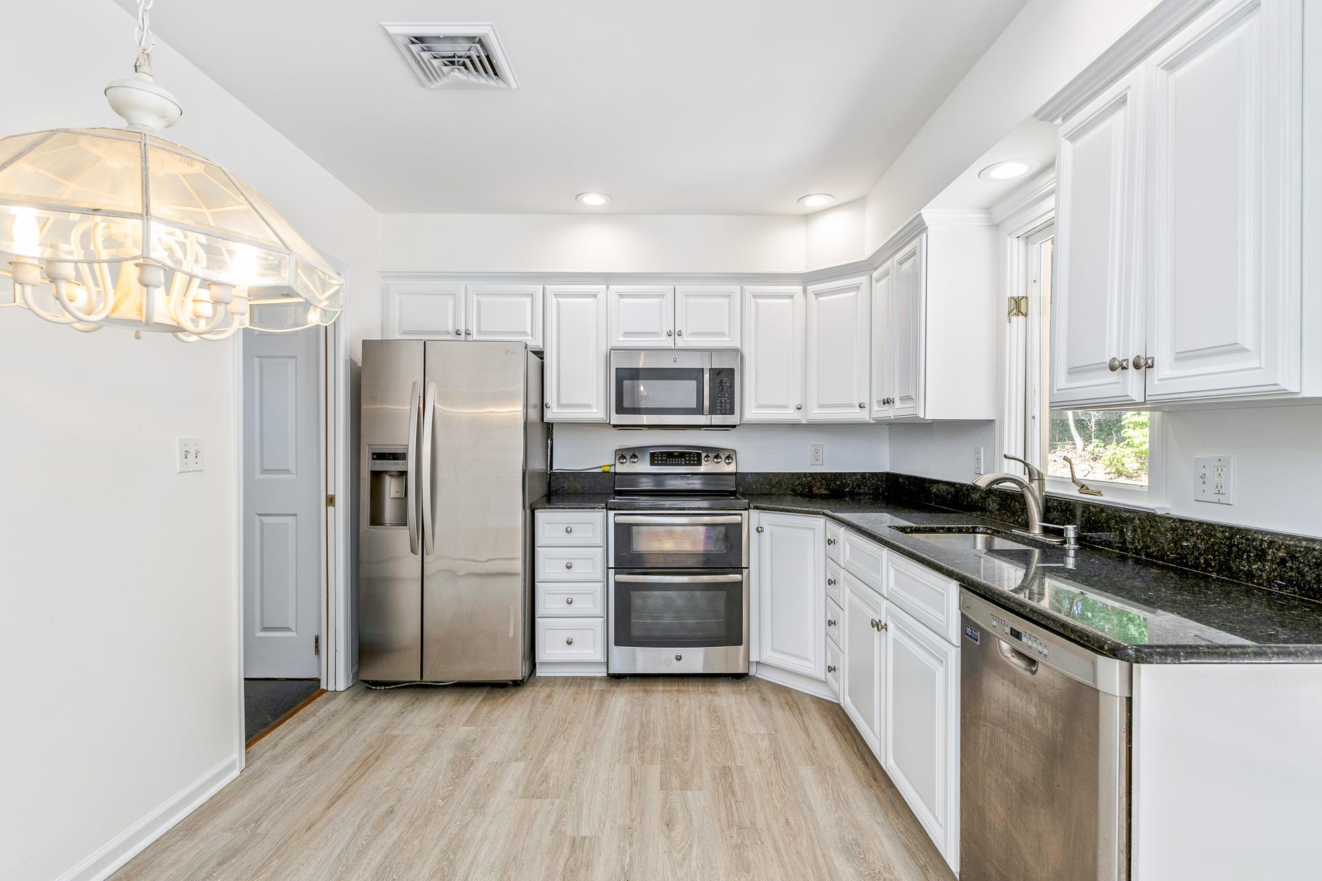 263 North Country Road, Smithtown, NY 11787