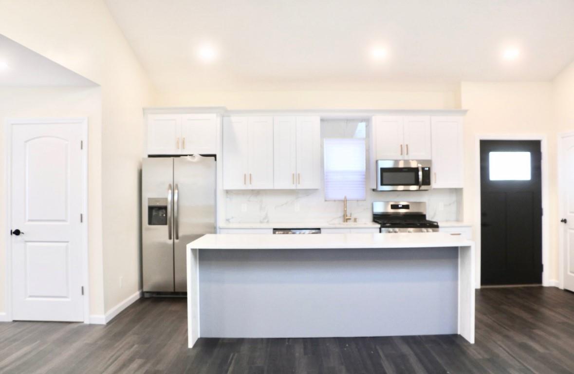 19 Primrose Avenue W, White Plains, NY 10607