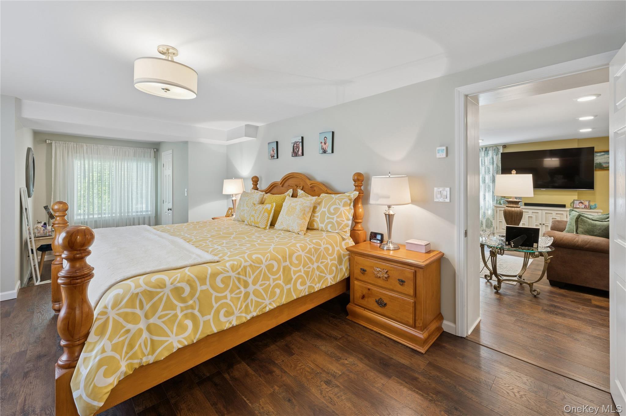 123 Pleasant Road, Lake Peekskill, NY 10537