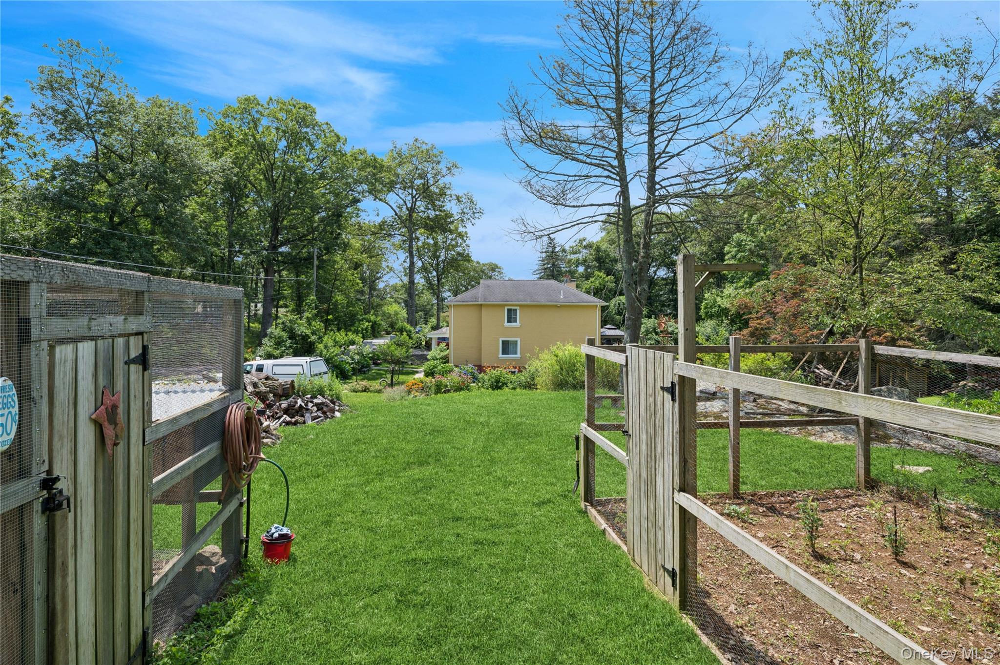 123 Pleasant Road, Lake Peekskill, NY 10537