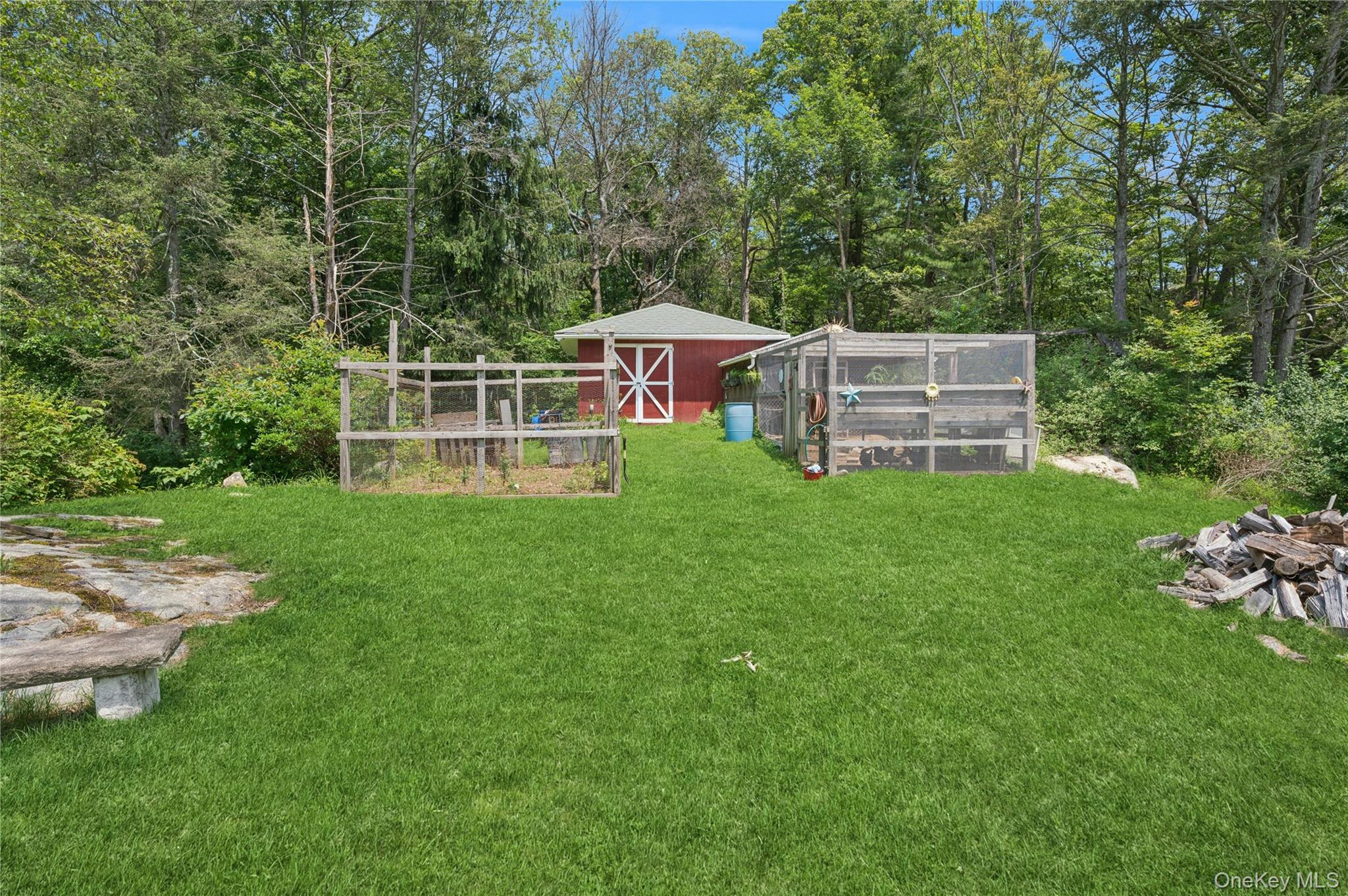 123 Pleasant Road, Lake Peekskill, NY 10537