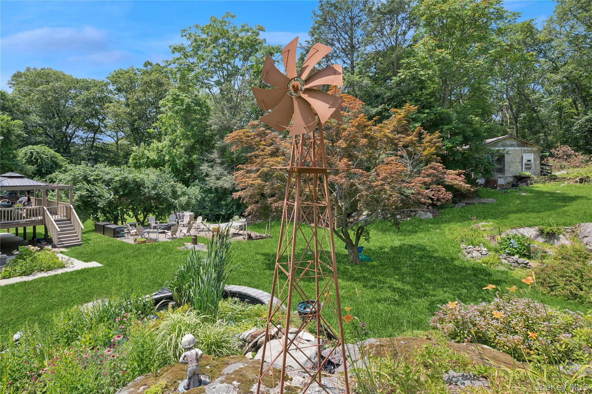 123 Pleasant Road, Lake Peekskill, NY 10537