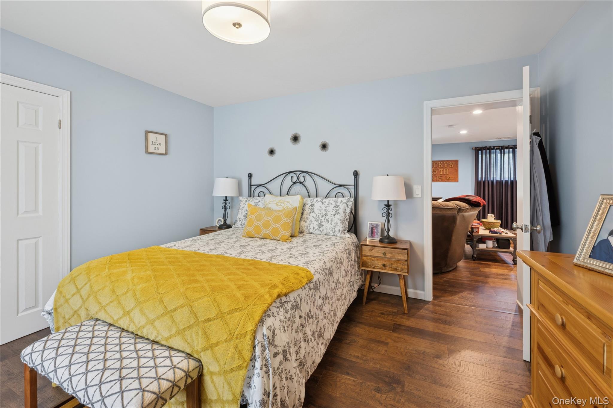 123 Pleasant Road, Lake Peekskill, NY 10537