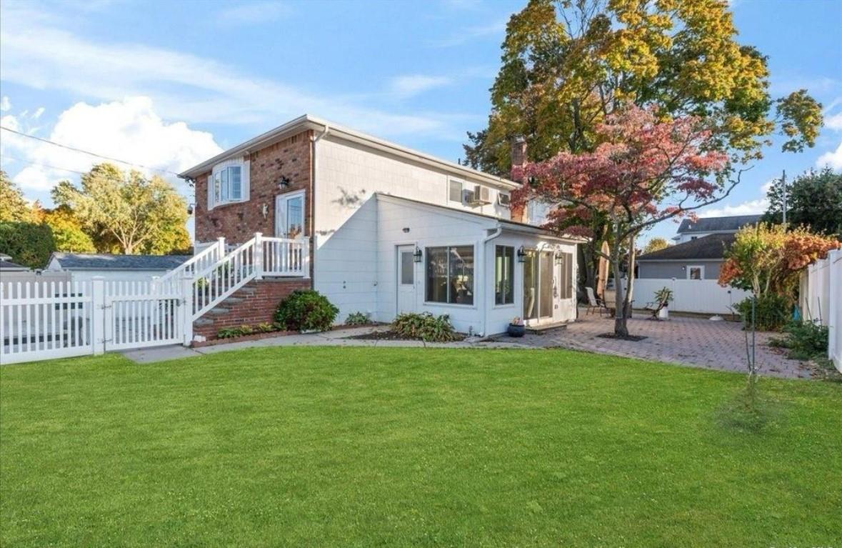 1 Meade Court # 2, Bethpage, NY 11714