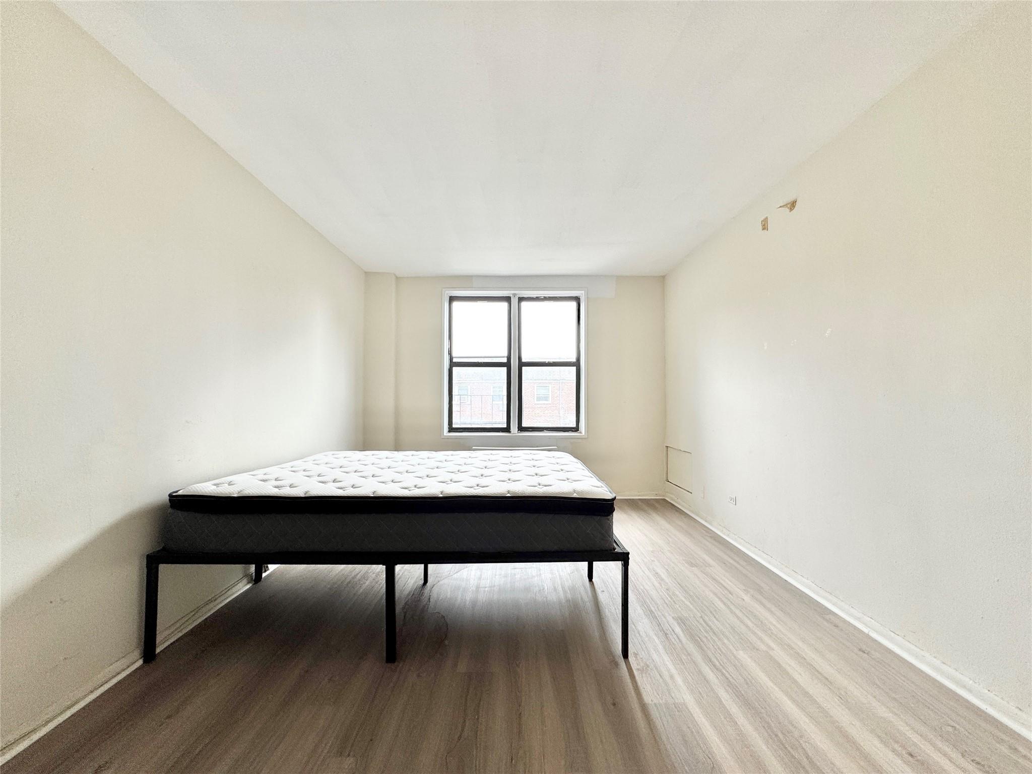 87-10 51st Avenue # 3E, Elmhurst, NY 11373