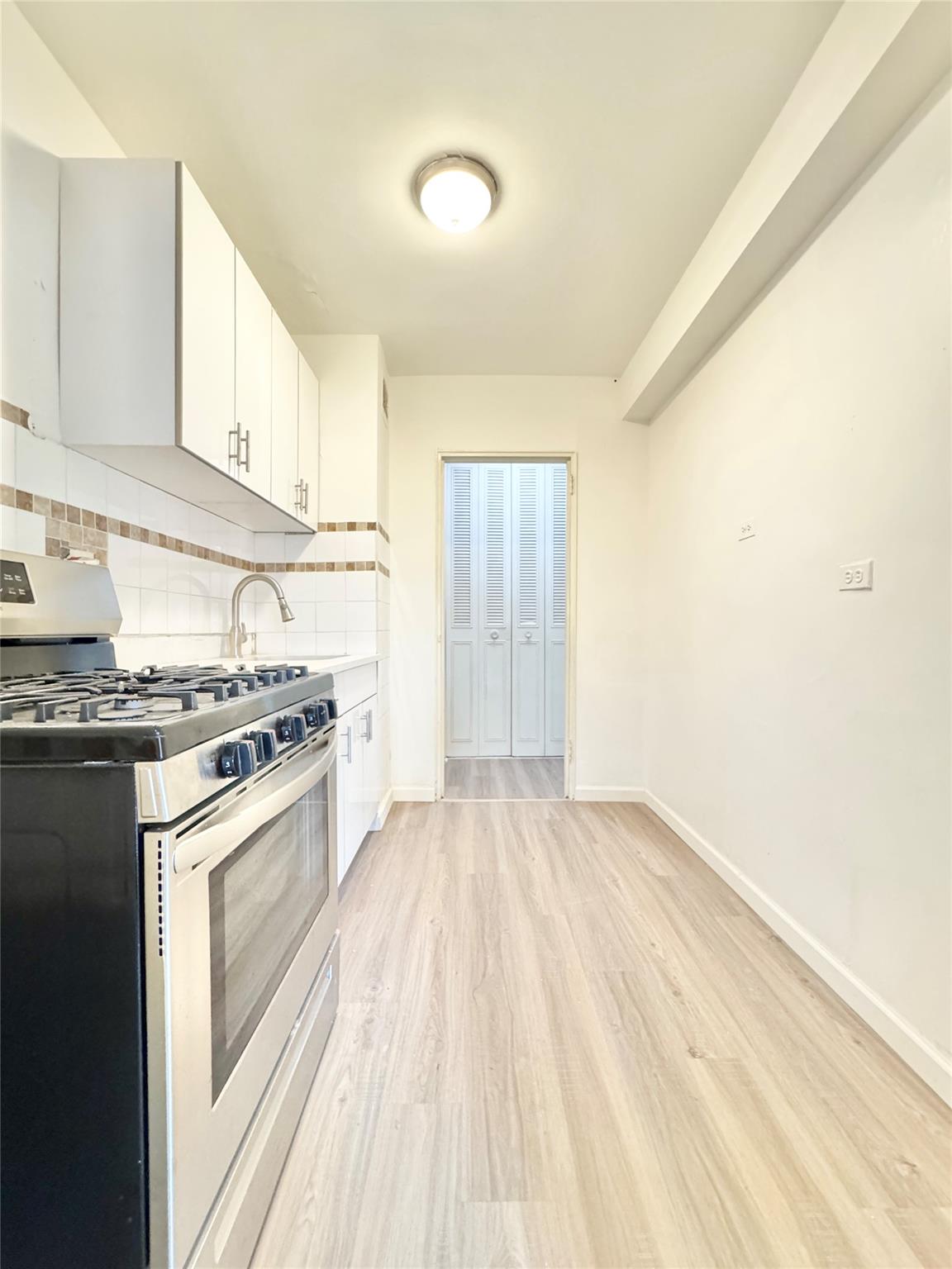 87-10 51st Avenue # 3E, Elmhurst, NY 11373