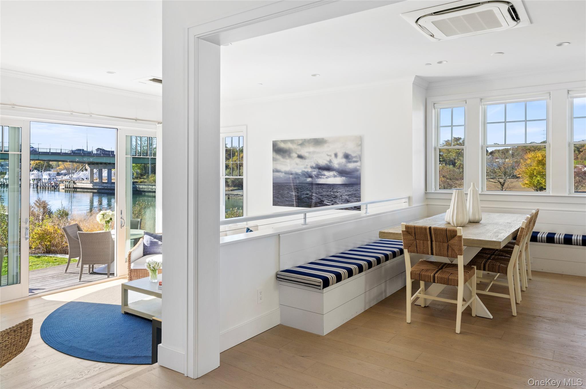 17 Old Boathouse Lane S, Hampton Bays, NY 11946