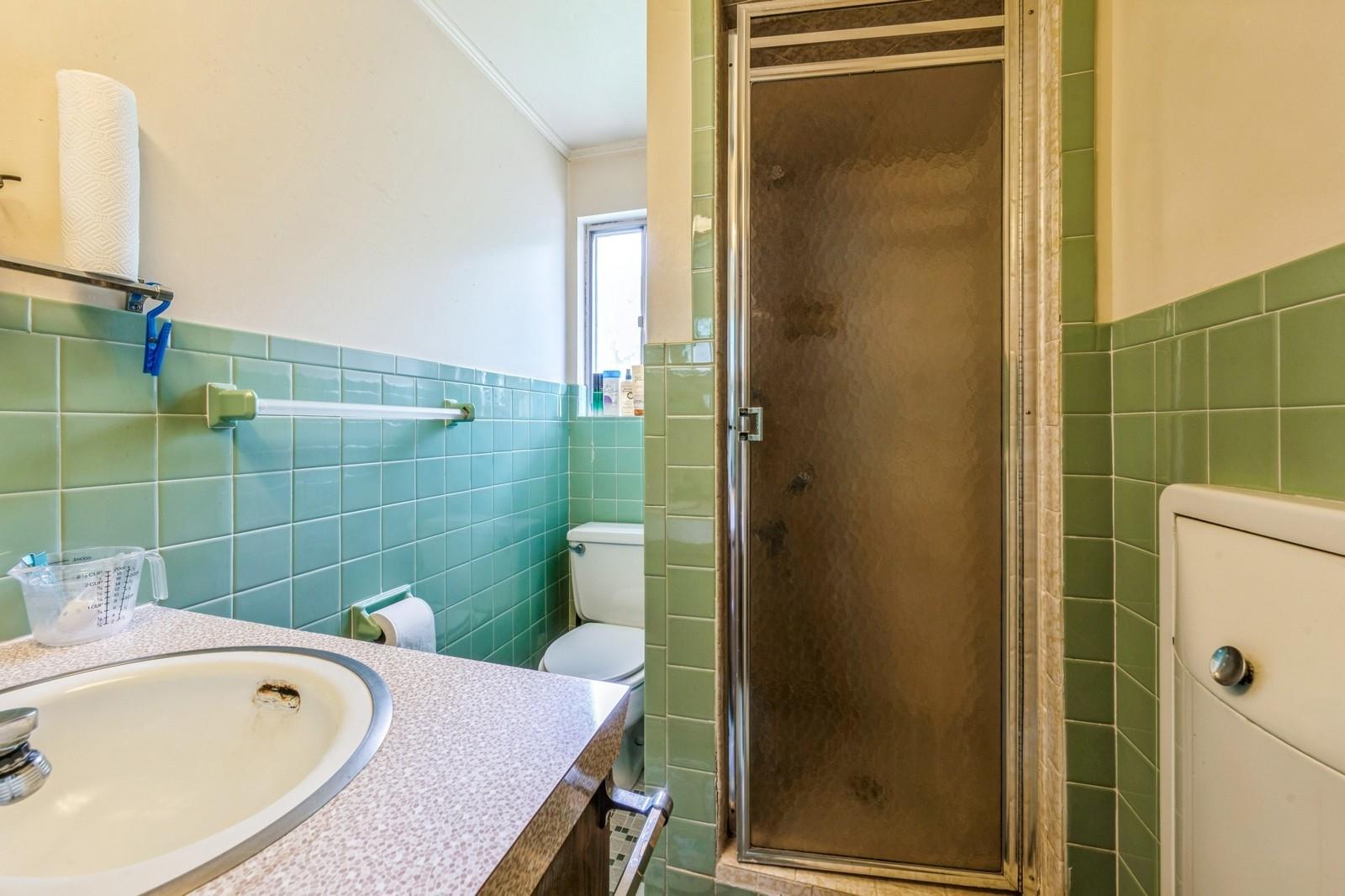 51 W Donellan Road, Hampton Bays, NY 11946