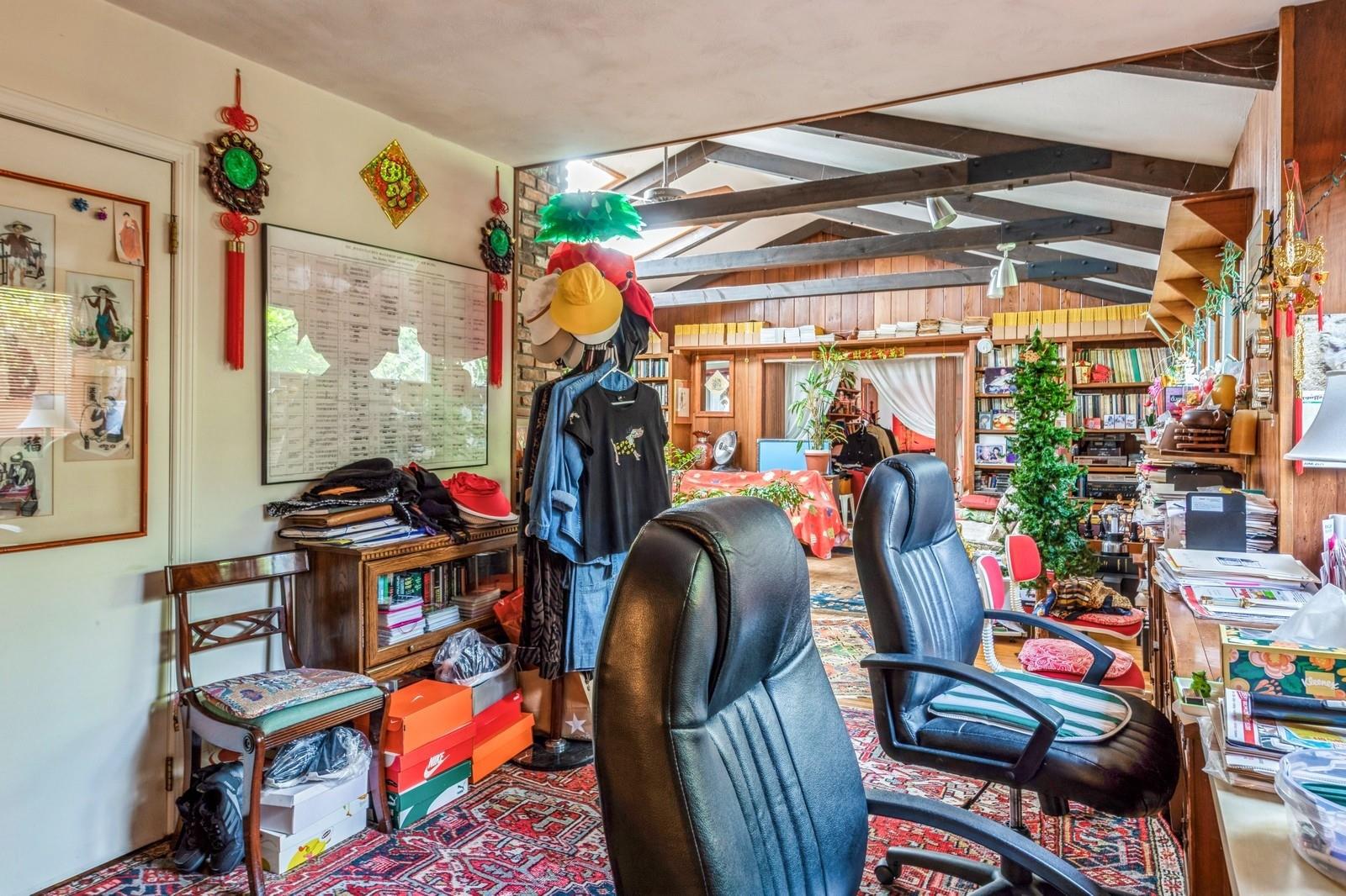 51 W Donellan Road, Hampton Bays, NY 11946