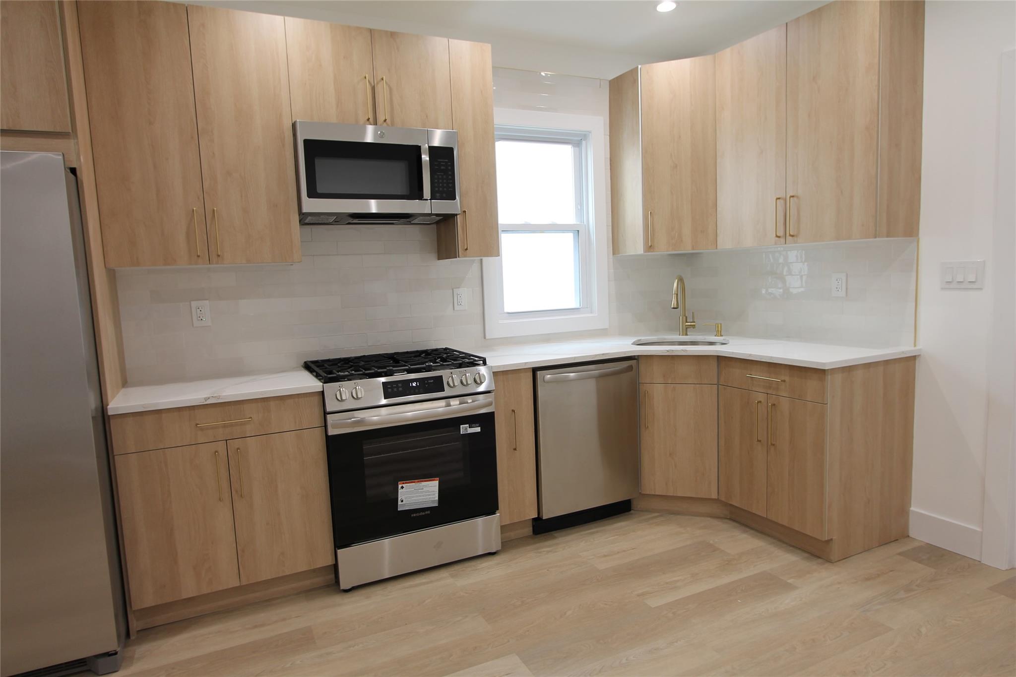 79-31 69th Avenue, Middle Village, NY 11379