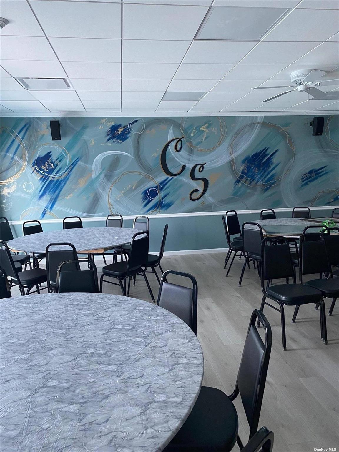 21 W Cambridge Drive SE # 21, Copiague, NY 11726