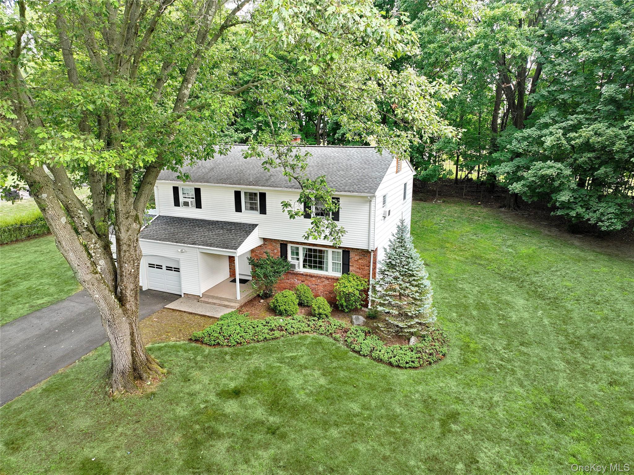 12 Provost Drive, Airmont, NY 10901