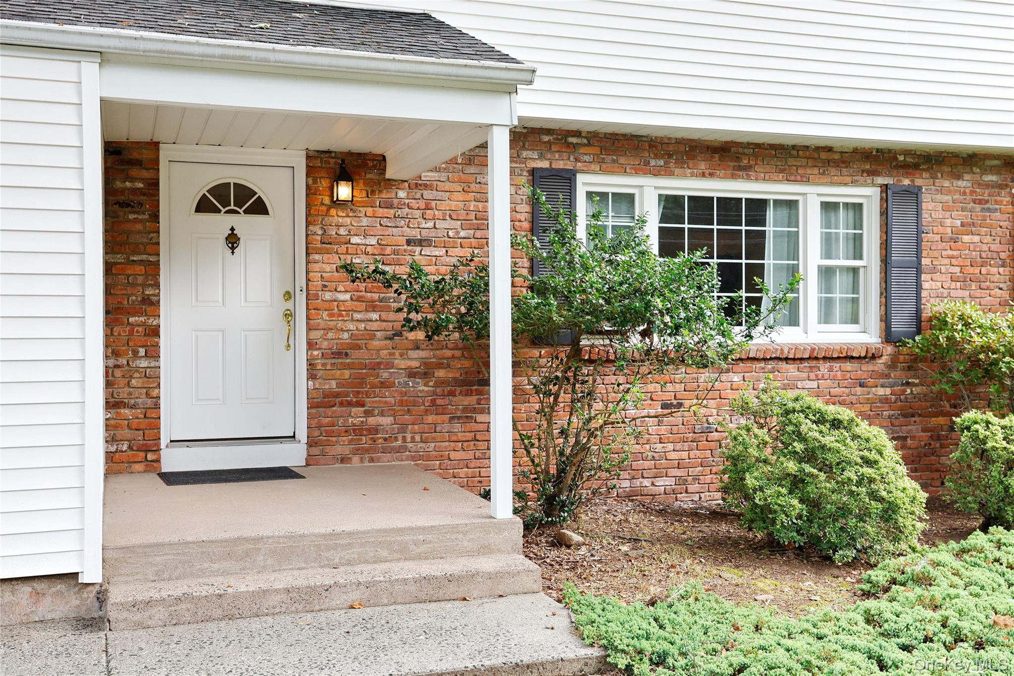 12 Provost Drive, Airmont, NY 10901