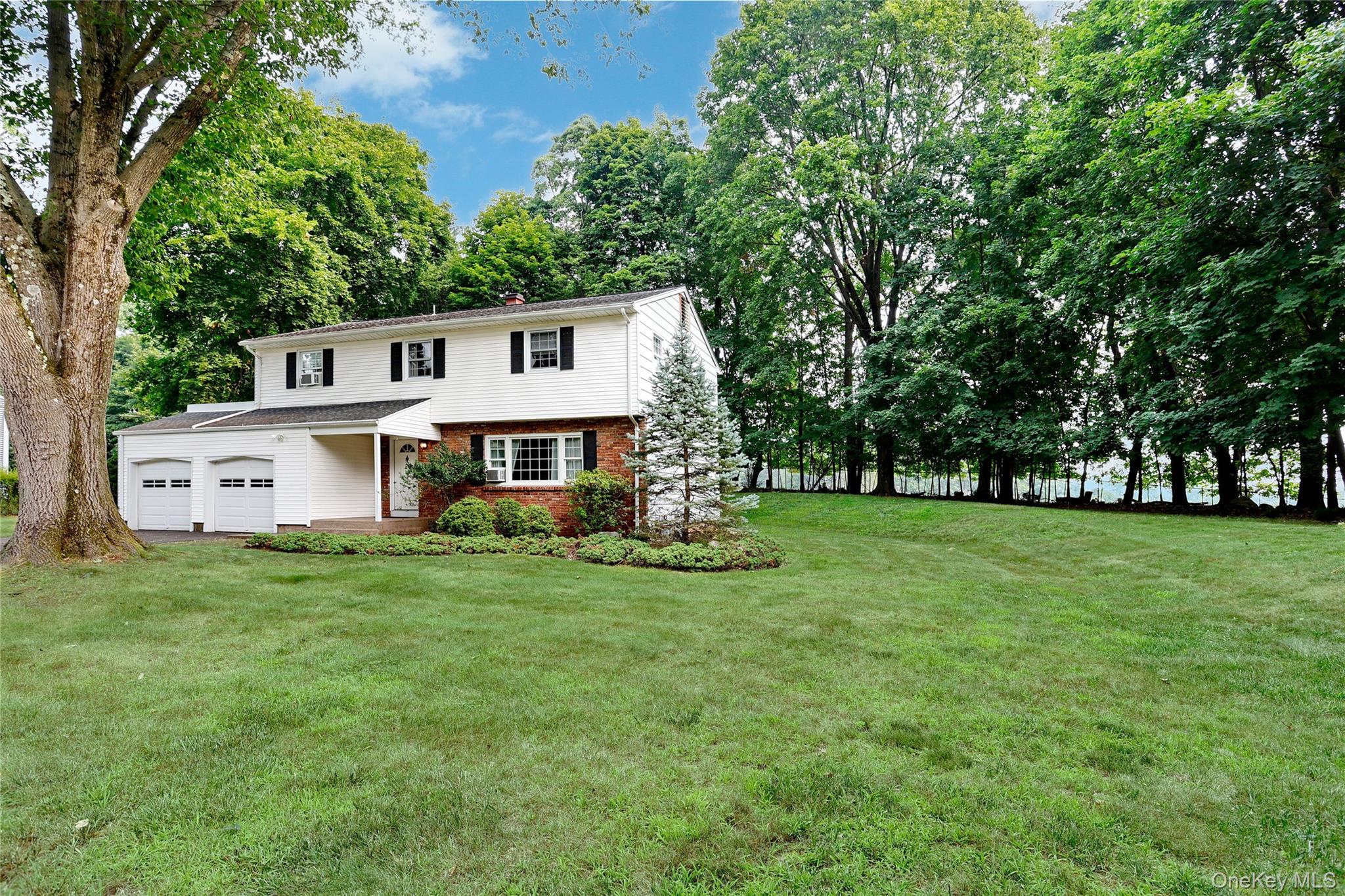 12 Provost Drive, Airmont, NY 10901