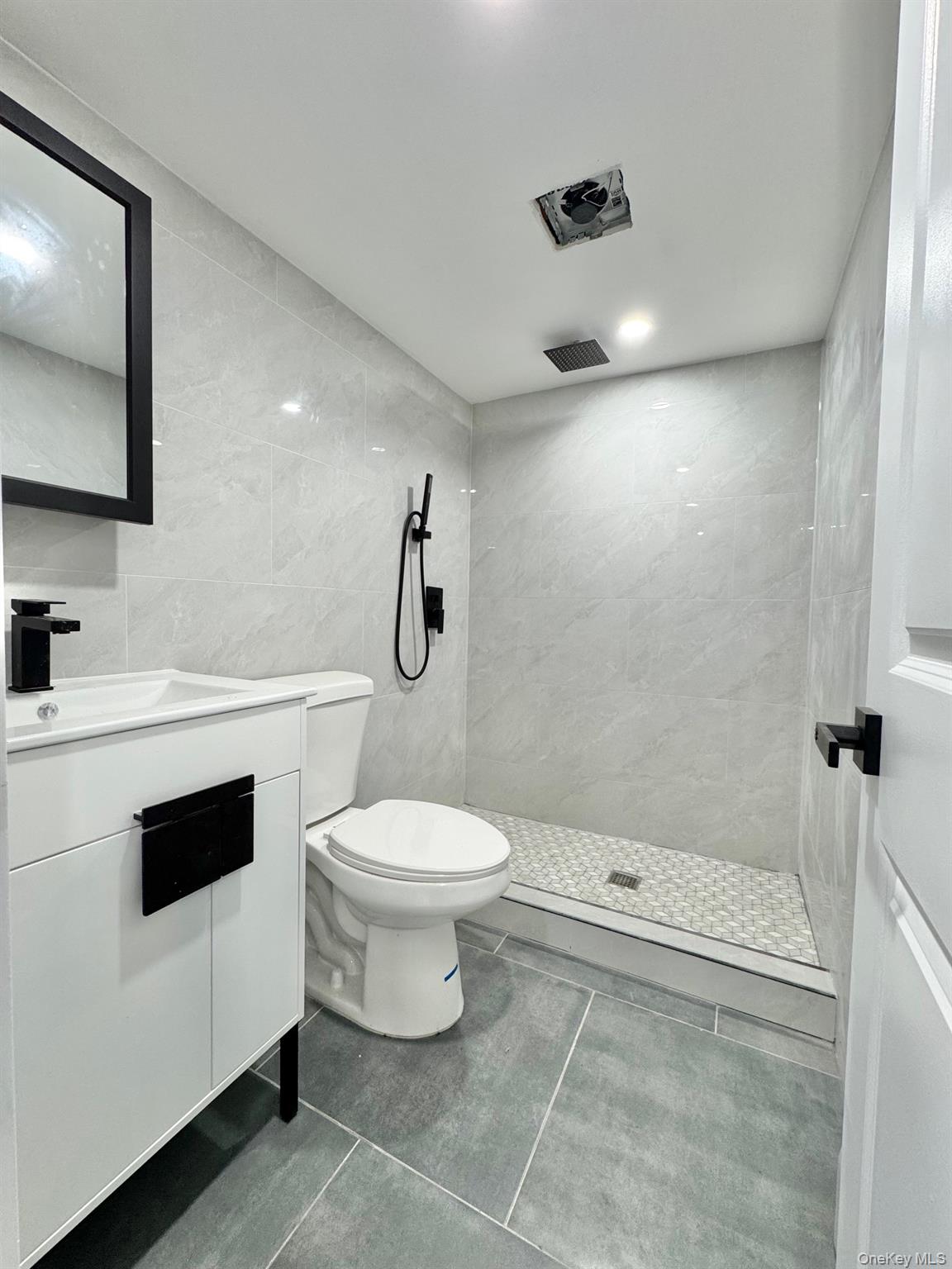 114-62 203rd Street, Saint Albans, NY 11412