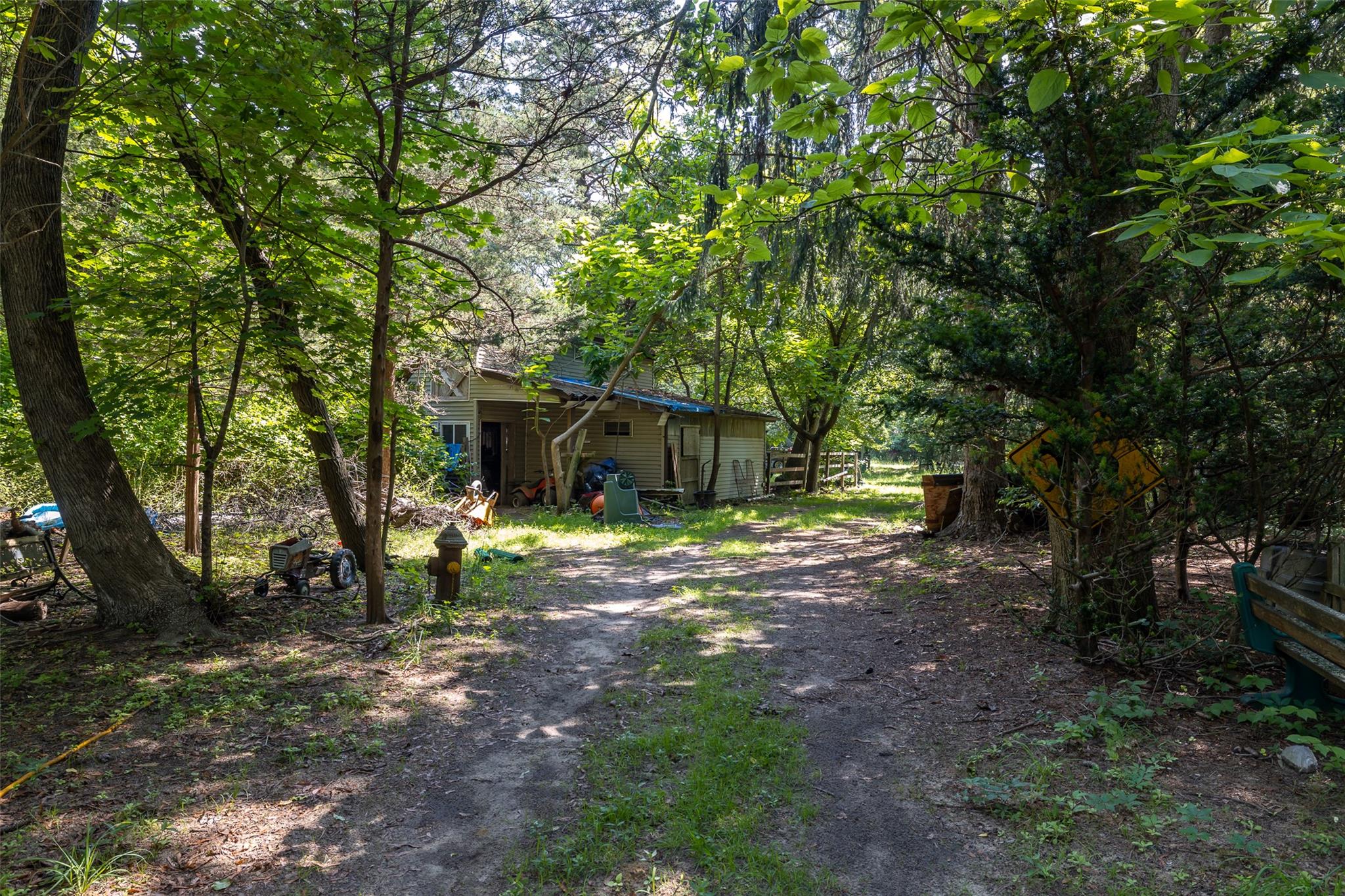 33 N Coleman Road, Centereach, NY 11720