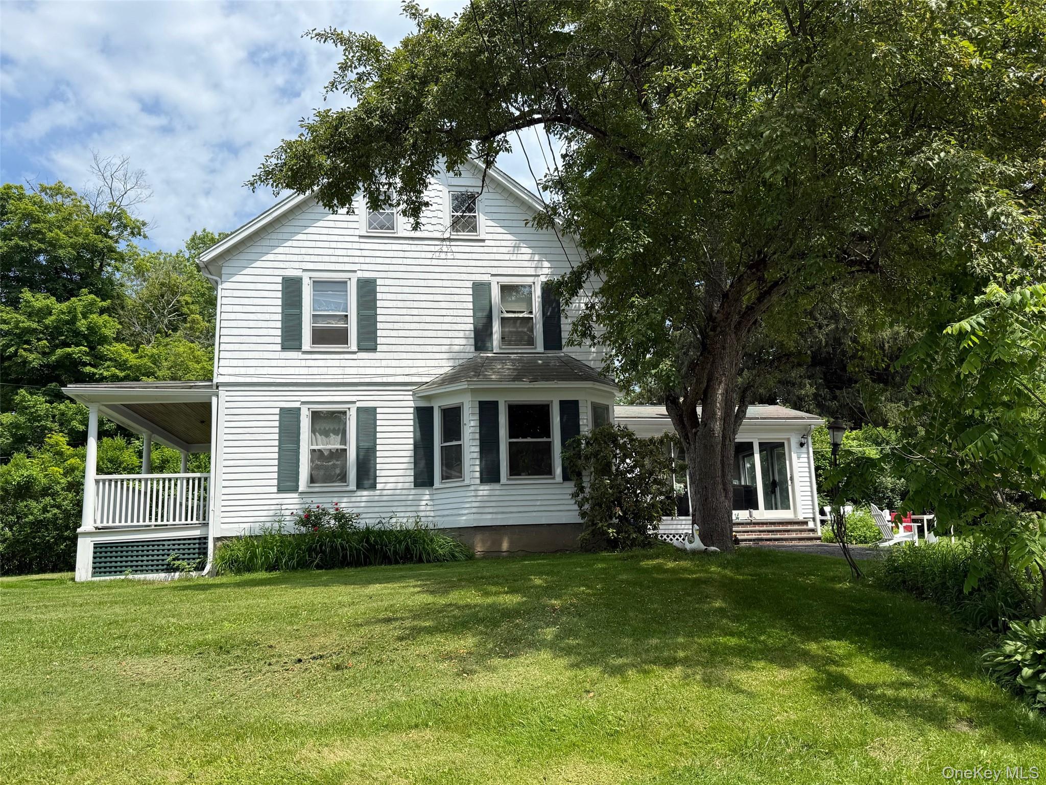 5842 S Elm Avenue, Millerton, NY 12546