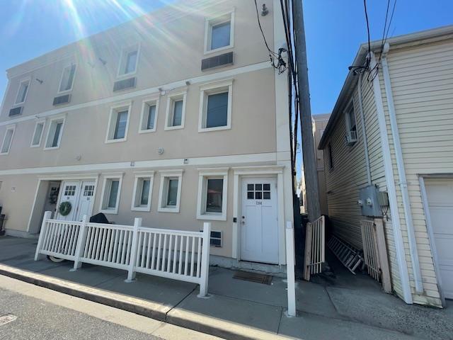 19 Kentucky Street # 103, Long Beach, NY 11561