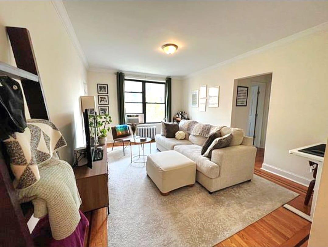 8364 Talbot Street # 4B, Kew Gardens, NY 11415