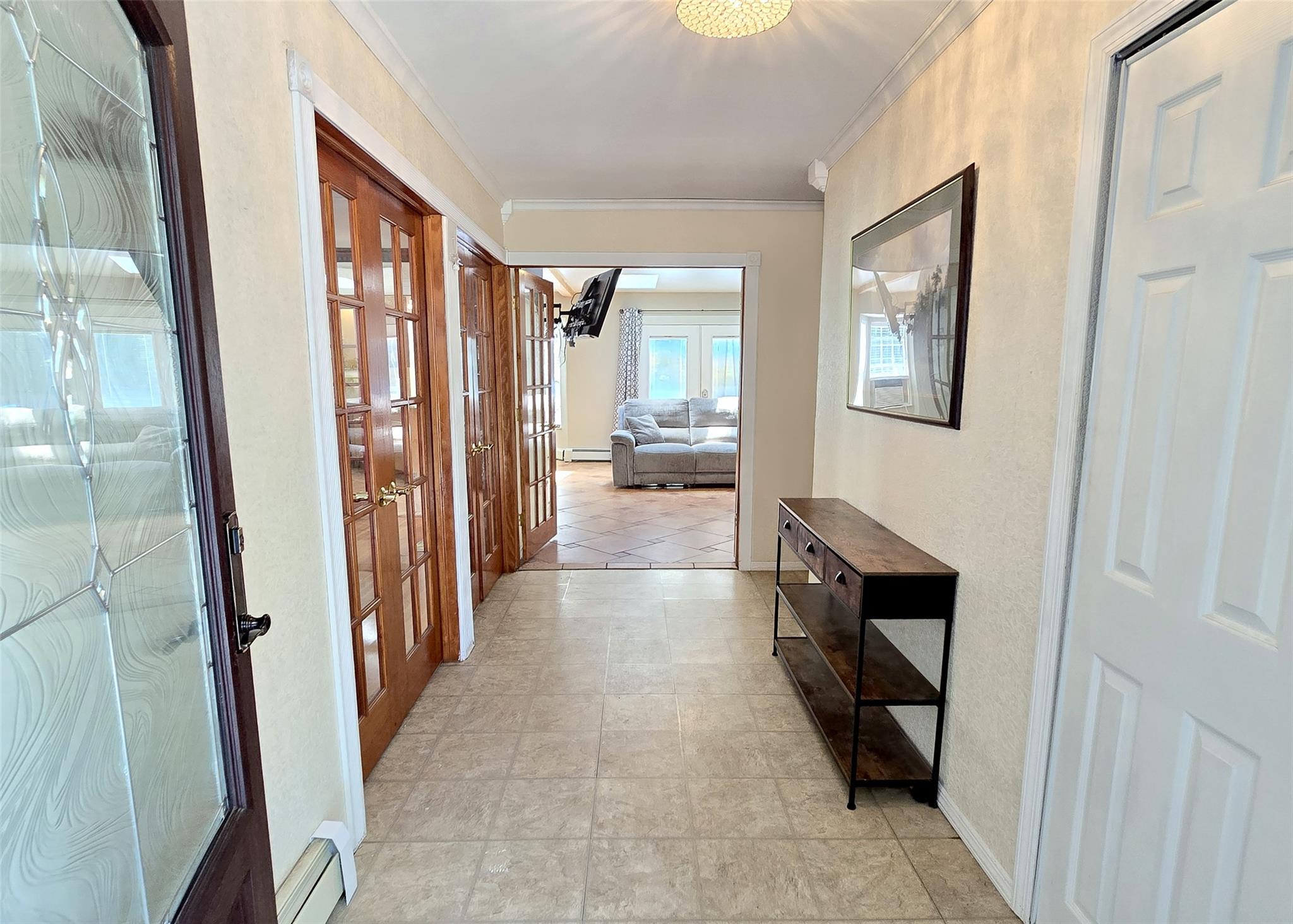 7 Sunset Drive, Bellport, NY 11713