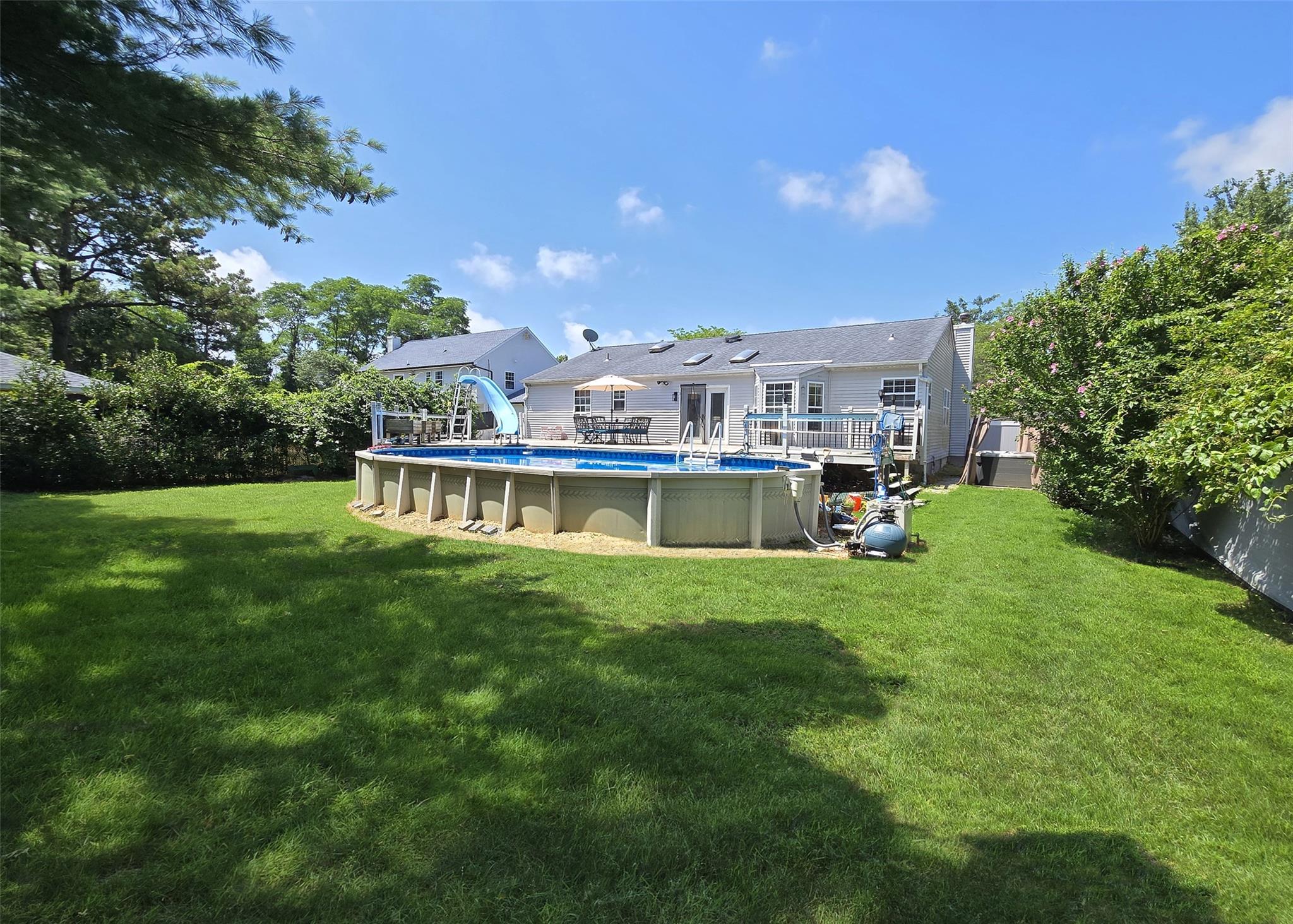 7 Sunset Drive, Bellport, NY 11713
