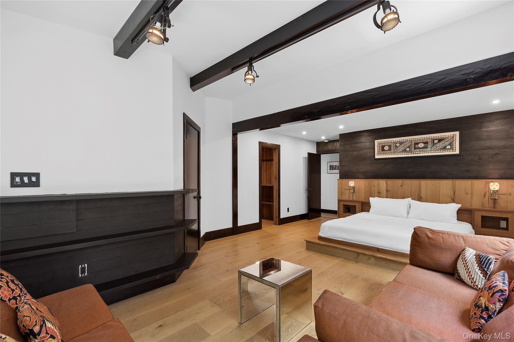 601 Majors Path, Southampton, NY 11968