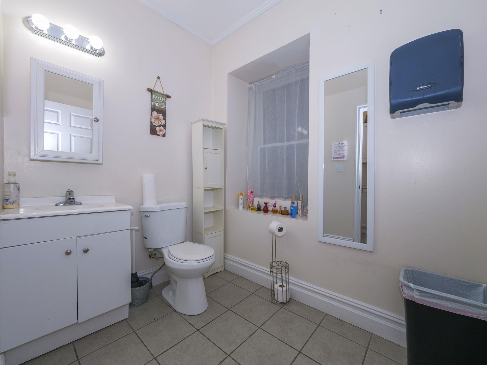 119 Broadway, Newburgh, NY 12550
