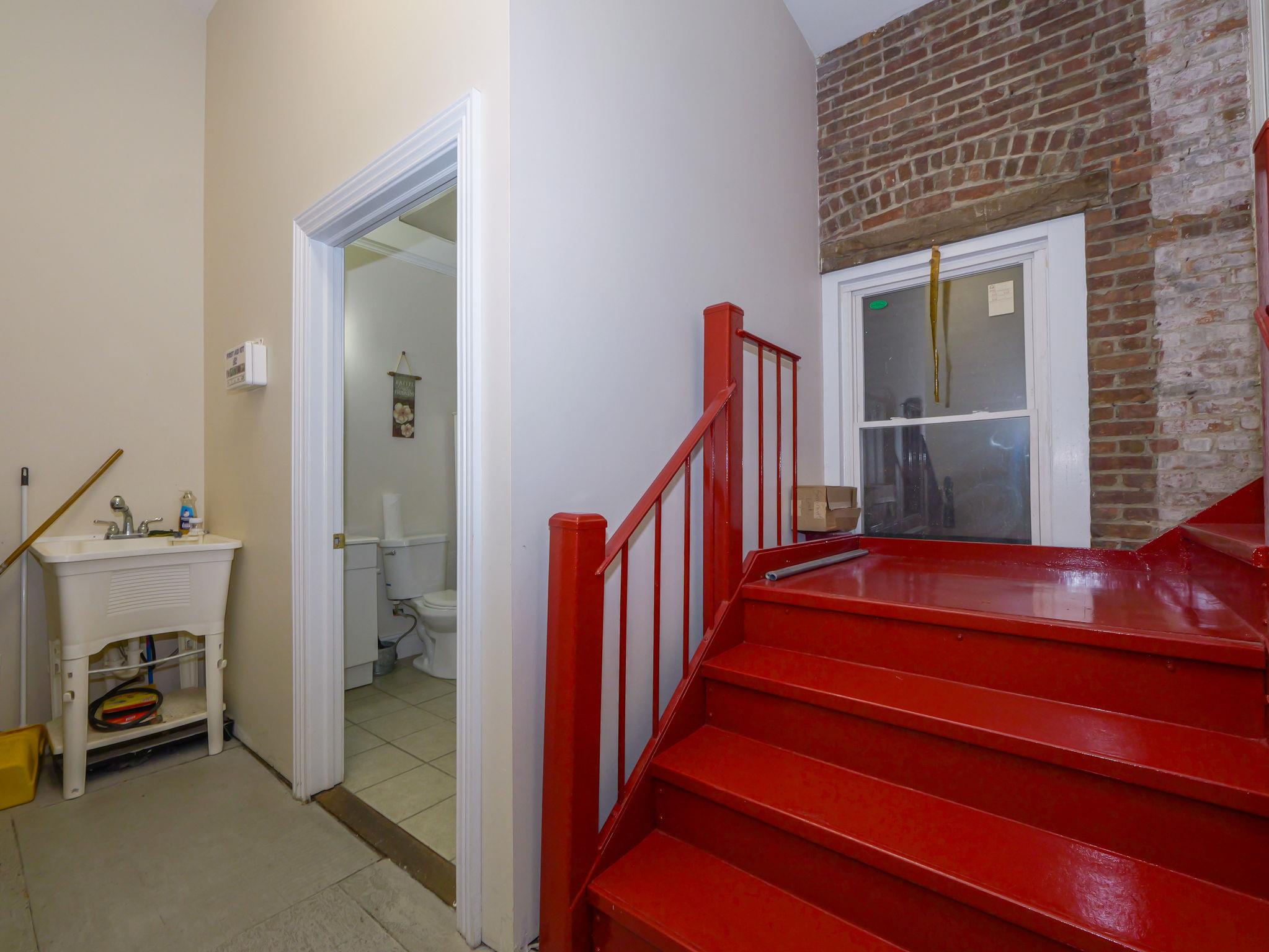119 Broadway, Newburgh, NY 12550